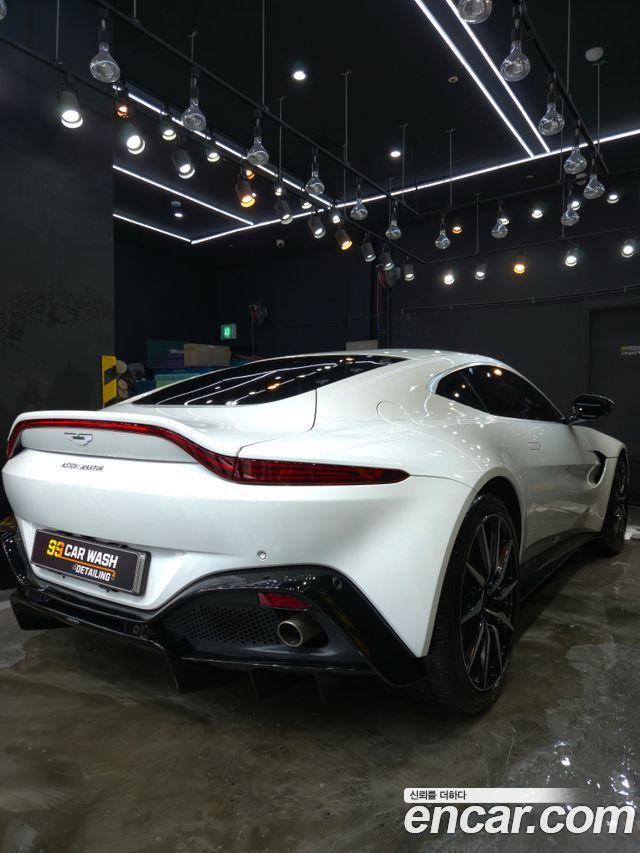 Aston Martin Vantage 2-го поколения 4.0 V8 Coupe - фото 1