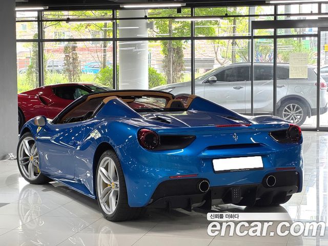Ferrari 488 3.9 - фото 3