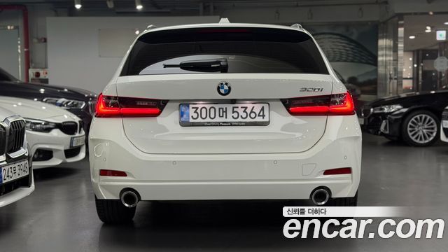 BMW 3-Series G20 320i Touring - фото 3