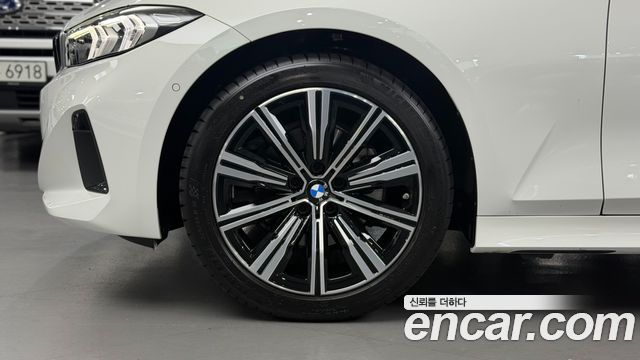 BMW 3-Series G20 320i Touring - фото 4