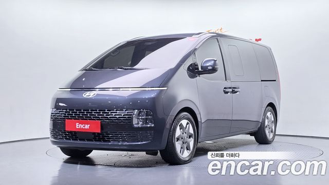 Hyundai Staria Tourer 11-Seater Modern - фото 0