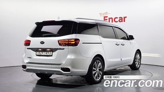 Kia Carnival Новый 9-Seater Noblesse Special - фото 1