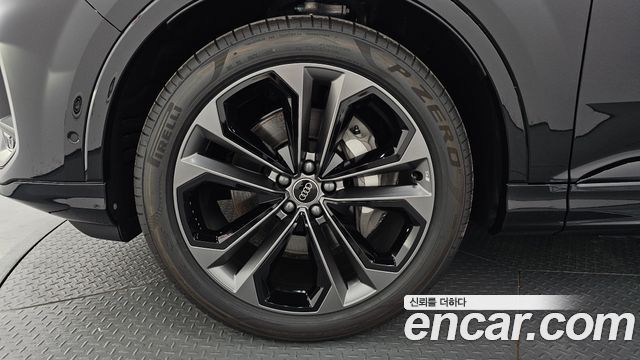 Audi Q7 55 TFSI Quattro Premium - фото 4