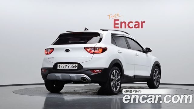 Kia Stonic 1.4 Prestige - фото 1