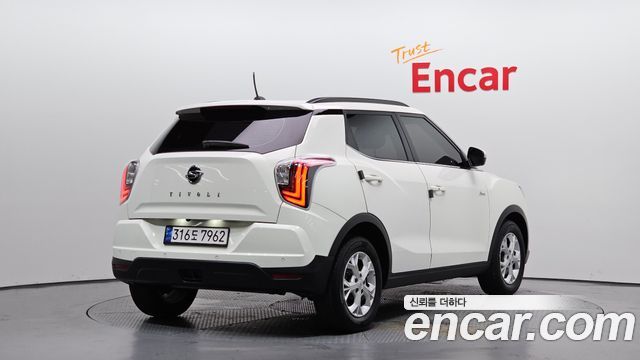 SsangYong Tivoli Gasoline 1.5 2WD V3 - фото 1