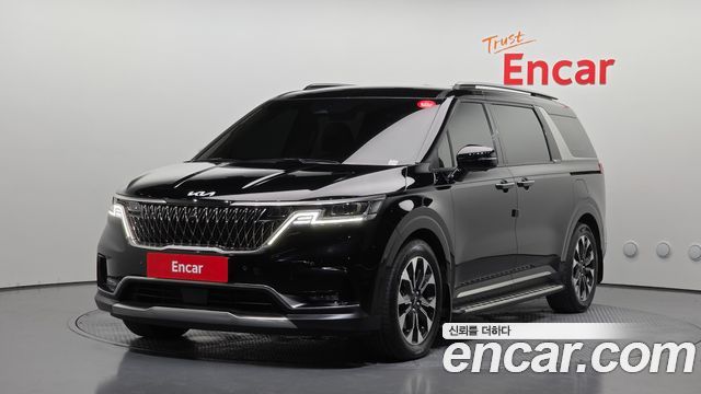 Kia Carnival 4-го поколения 9-Seater Signature - фото 0