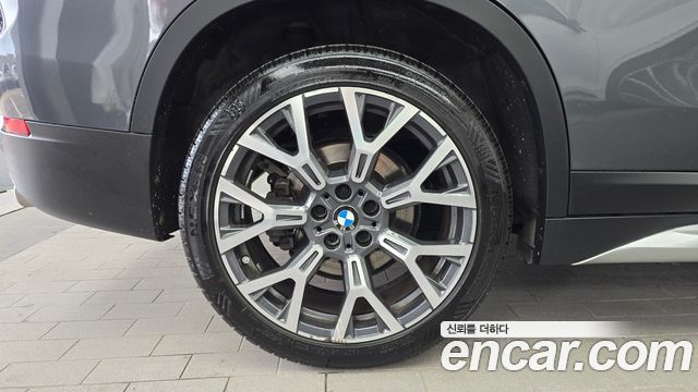 BMW X1 F48 xDrive 20i xLine - фото 4