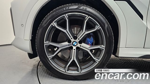 BMW X6 G06 xDrive30d M Sport - фото 3