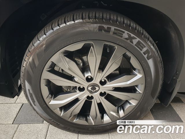 SsangYong Rexton Disel 2.2 4WD The Black - фото 4