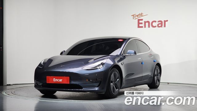 Tesla Model 3 Long Range AWD - фото 0