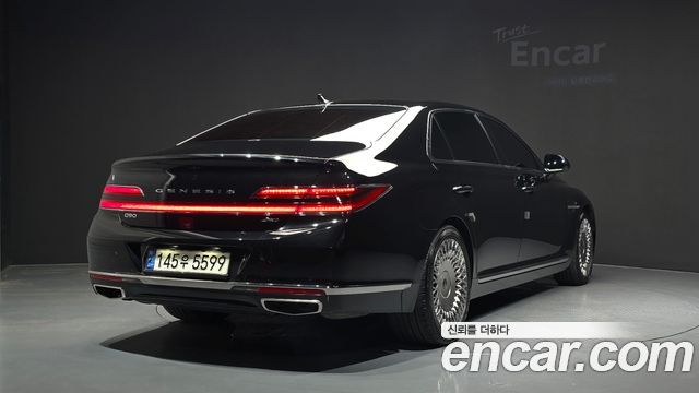 Genesis G90 5.0 AWD Prestige - фото 1