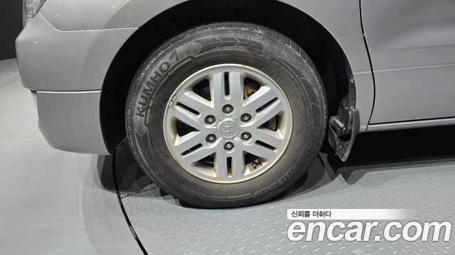 Hyundai Starex 12-Seater Wagon Smart - фото 4