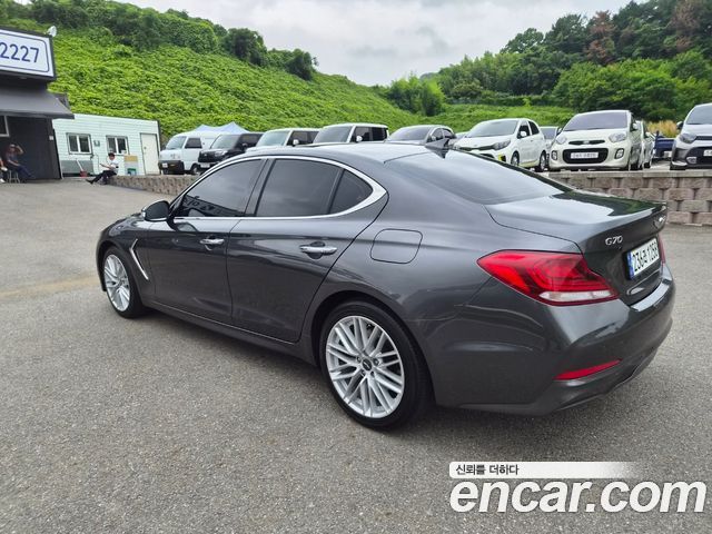 Genesis G70 2.0T Elite - фото 4