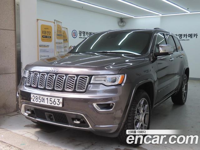 Jeep Cherokee 3.6 Overland WK2 - фото 0