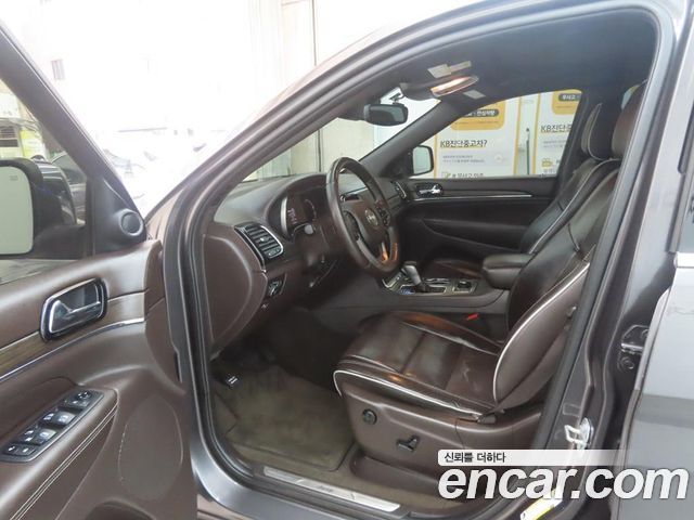 Jeep Cherokee 3.6 Overland WK2 - фото 4