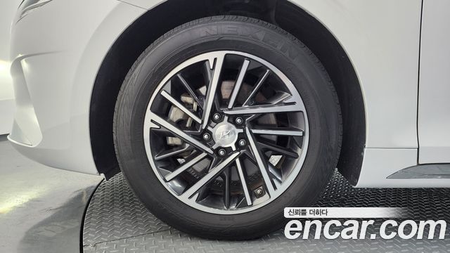 Hyundai Grandeur Новый IG 3.0 LPi Rent Car Premium - фото 4