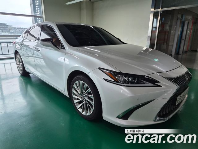Lexus ES 7-го поколения Luxury Plus - фото 2