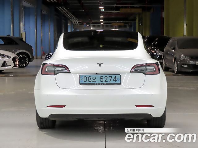 Tesla Model 3 RWD - фото 2