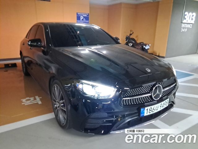 Mercedes-Benz E-Class W213 E350 4MATIC AMG Line - фото 3