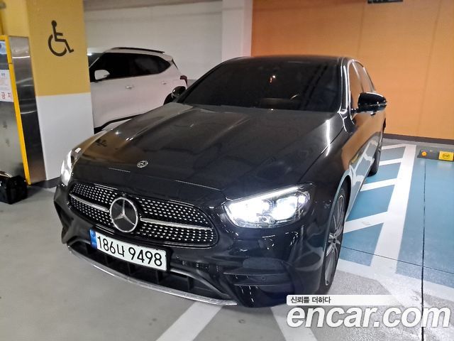 Mercedes-Benz E-Class W213 E350 4MATIC AMG Line - фото 4