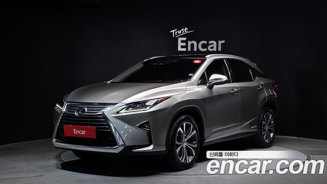 Lexus RX 4-го поколения Executive - фото 0