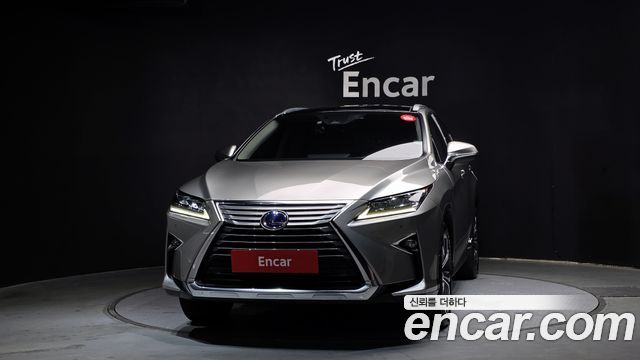 Lexus RX 4-го поколения Executive - фото 2