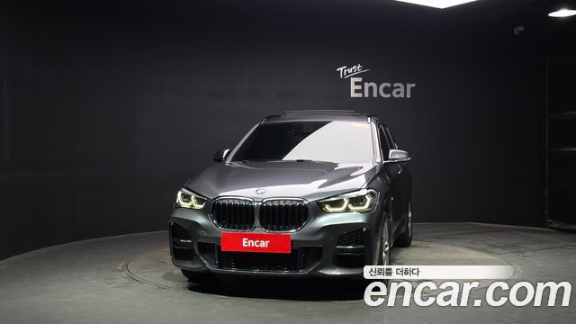 BMW X1 F48 xDrive 20i M Sport - фото 1