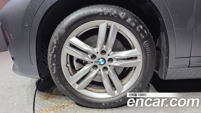 BMW X1 F48 xDrive 20i M Sport - фото 3