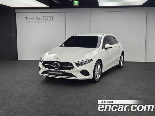 Mercedes-Benz A-Class W177 A220 Hatchback - фото 0