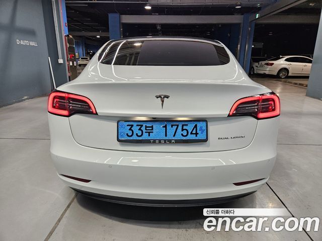 Tesla Model 3 Long Range AWD - фото 1