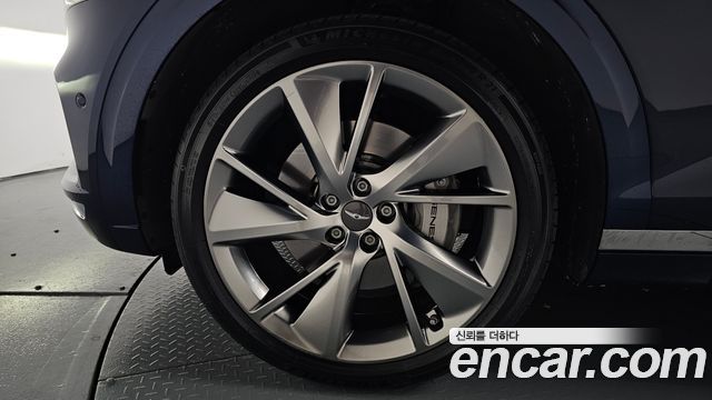 Genesis GV70 3.5T Gasoline AWD - фото 3