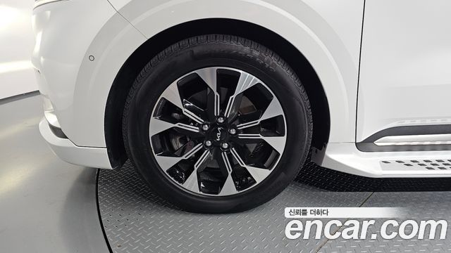 Kia Carnival 4-го поколения Gasoline 9-Seater Hi-Limousine Signature - фото 4