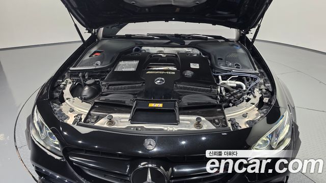 Mercedes-Benz E-Class W213 E63 AMG 4MATIC+ - фото 4