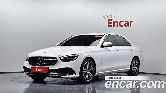 Mercedes-Benz E-Class W213 E250 Avantgarde - фото 0