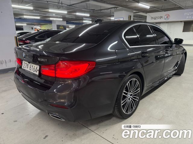 BMW 5-Series G30 530i xDrive M Sport Package Plus - фото 2