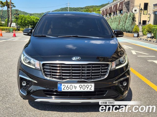 Kia Carnival Новый 9-Seater Prstige - фото 0