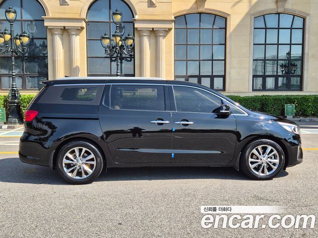 Kia Carnival Новый 9-Seater Prstige - фото 2