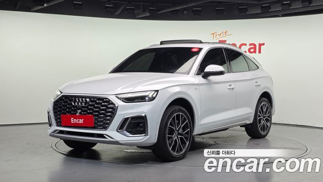 Audi Q5 FY 40 TDI Quattro Premium Sportback - фото 0