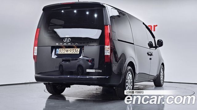 Hyundai Staria Cargo 5-Seater Modern - фото 1