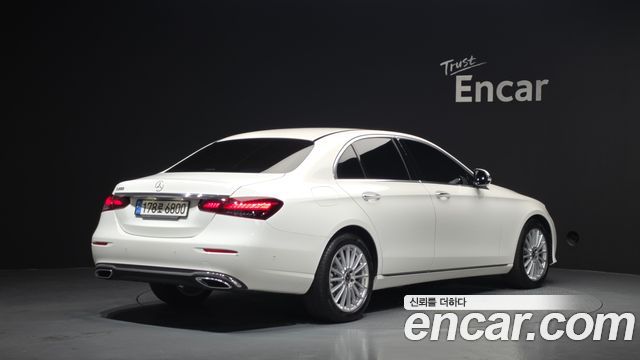 Mercedes-Benz E-Class W213 E250 Exclusive - фото 1