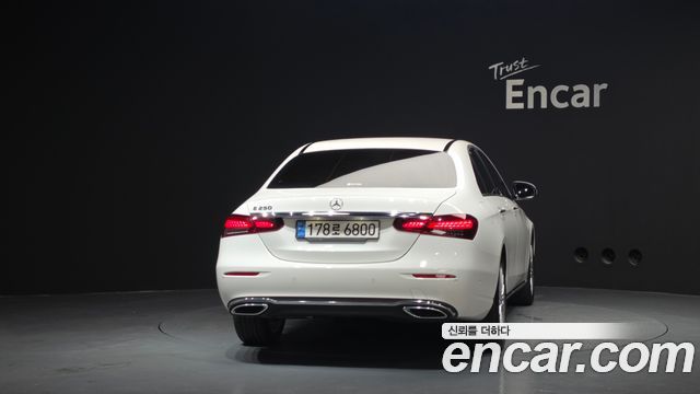 Mercedes-Benz E-Class W213 E250 Exclusive - фото 3