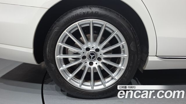 Mercedes-Benz E-Class W213 E250 Exclusive - фото 4