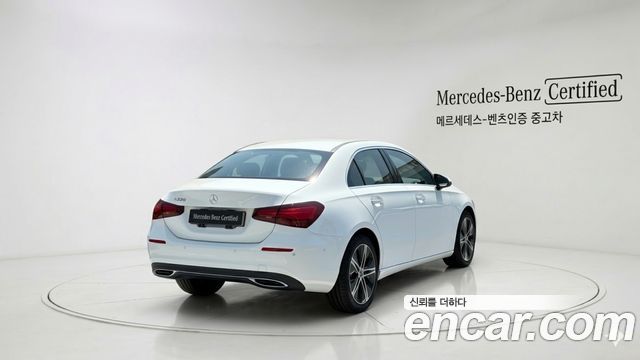 Mercedes-Benz A-Class W177 A220 Sedan - фото 1
