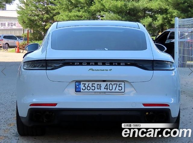 Porsche Panamera 2.9 AWD E-Hybrid - фото 3