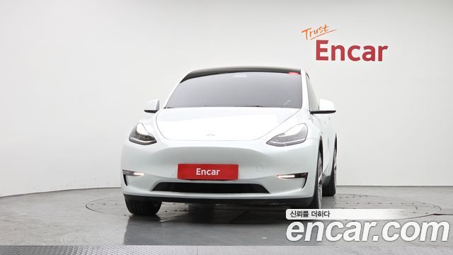 Tesla Model Y Long Range AWD - фото 2