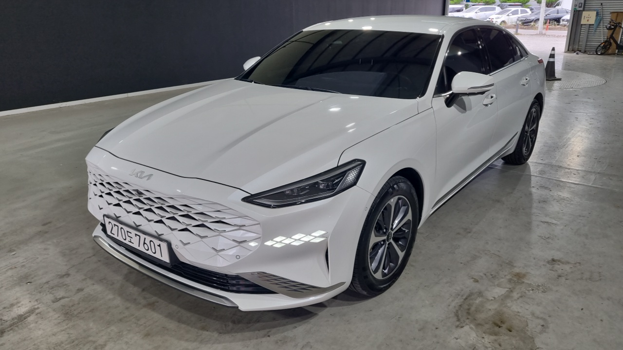 Kia K8 гибрид Noblesse - фото 0