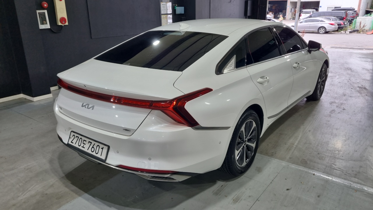 Kia K8 гибрид Noblesse - фото 1