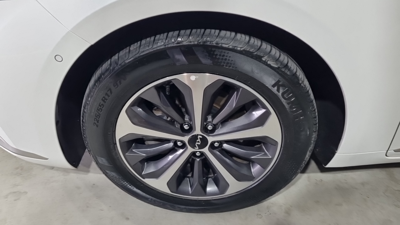 Kia K8 гибрид Noblesse - фото 4