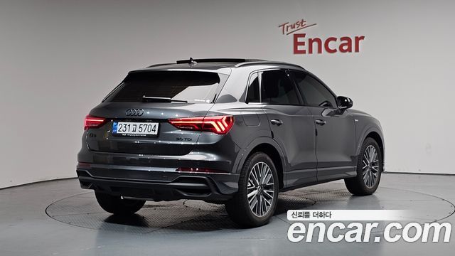 Audi Q3 F3 35 TDI Premium - фото 0