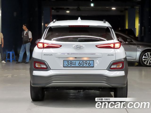 Hyundai Kona Premium - фото 2